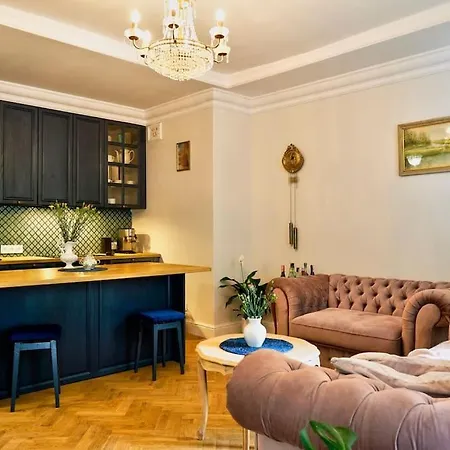Old W Samym Sercu Miasta. Apartament