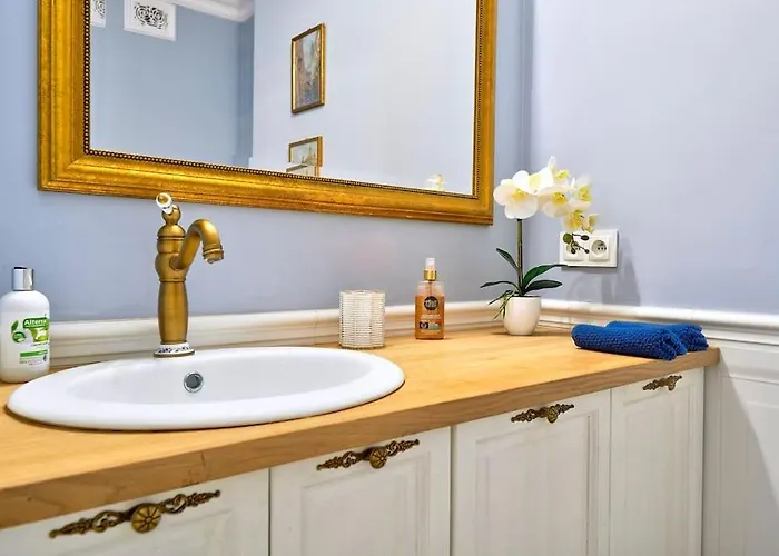 Апартаменты Old W Samym Sercu Miasta. *